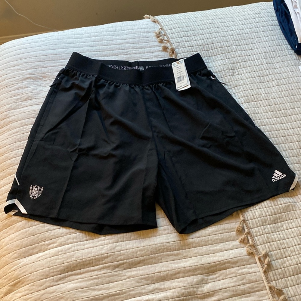 Adidas DM SHORT